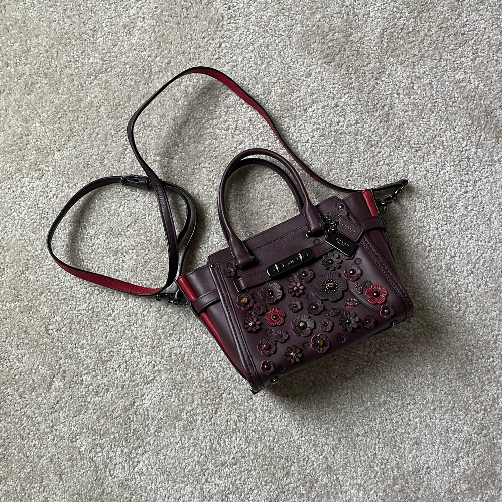 Coach Burgundy Leather Floral Appliqué Handbag Purse Like New - Picture 8 of 8